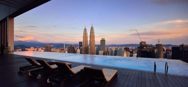 The Best Solo Travel Accommodation Guide (2025)